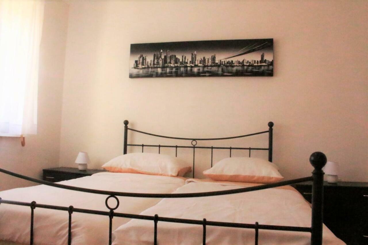 Apartment Monte Paradiso プーラ エクステリア 写真